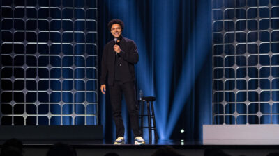 Dís waar jy Trevor Noah se grappe kan&nbsp;kyk