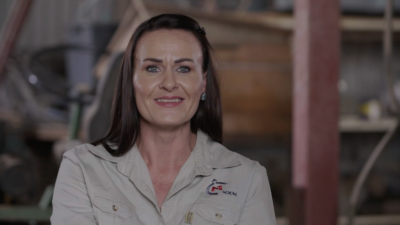 ‘Boer soek ’n vrou’: Boer Sanel deins nie terug vir enige uitdaging&nbsp;nie