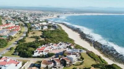 ‘Lottoland help ’n dorp’: Jeffreysbaai, klein dorp met groot&nbsp;hart